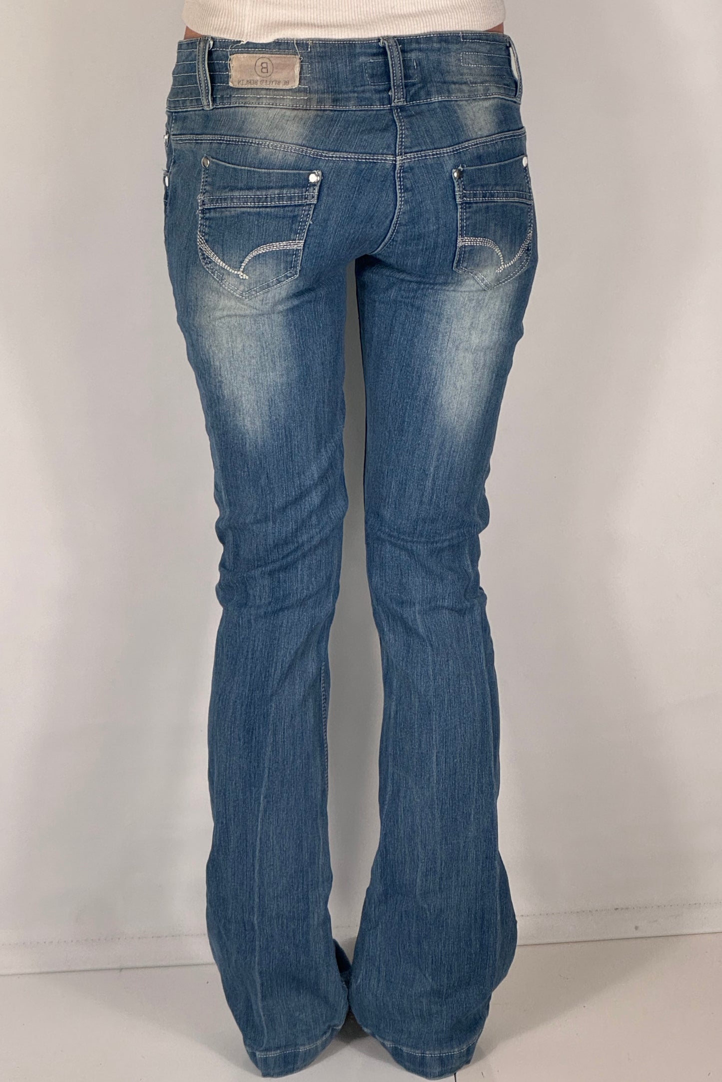 Lågmidjade jeans stl: S