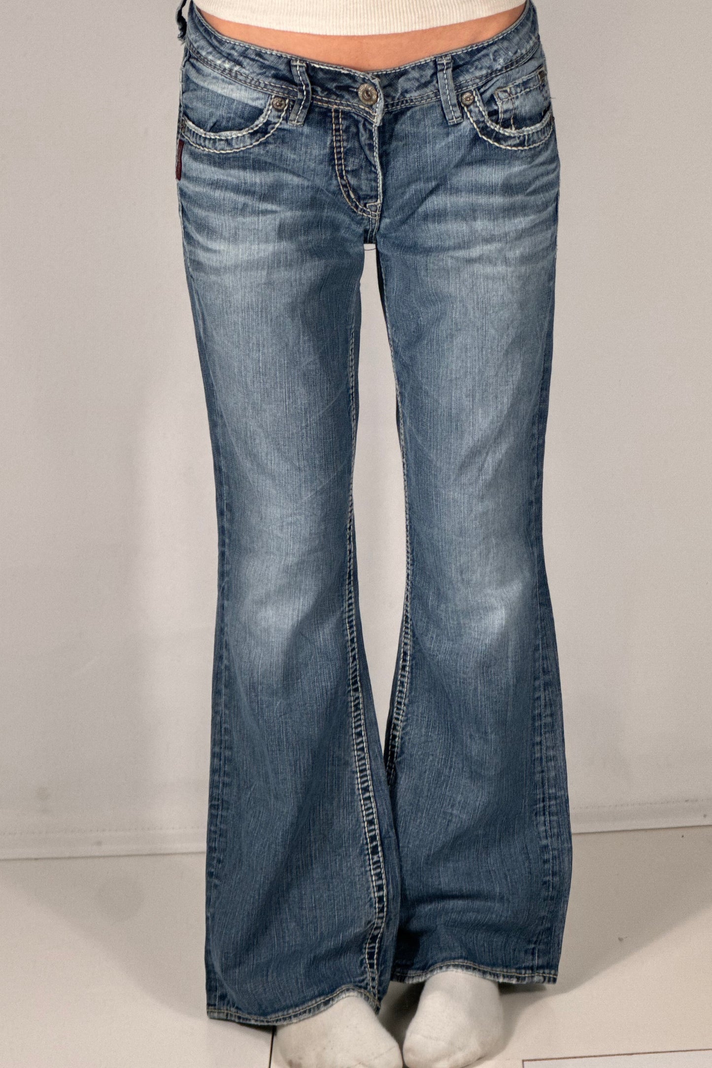 Lavtaljede jeans str: M
