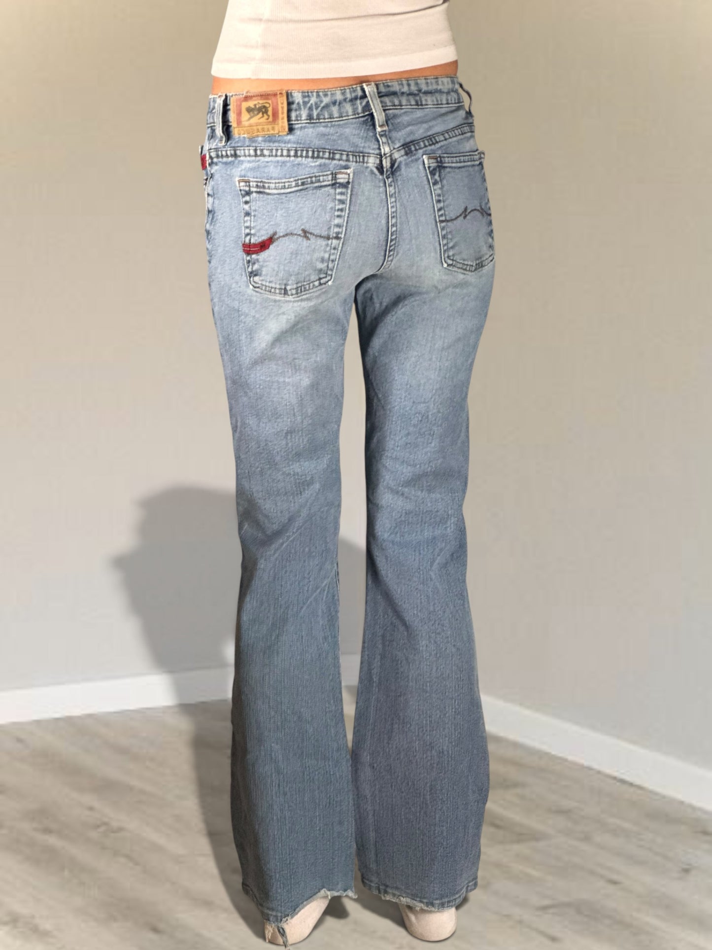 Low-rise jeans size: XS