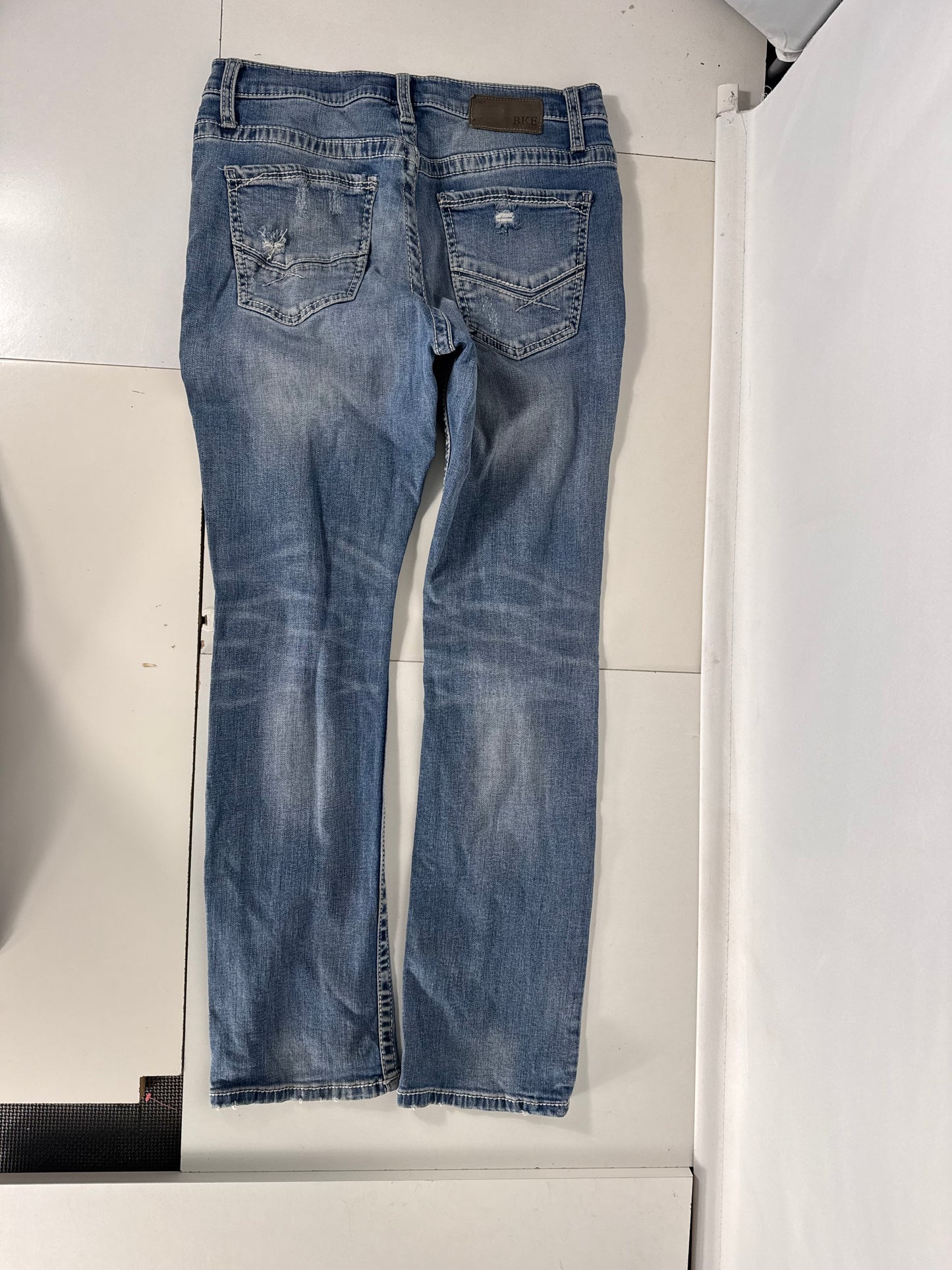 Utsvingte jeans str: