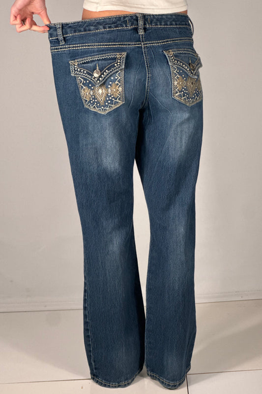 Utsvingte jeans str: M