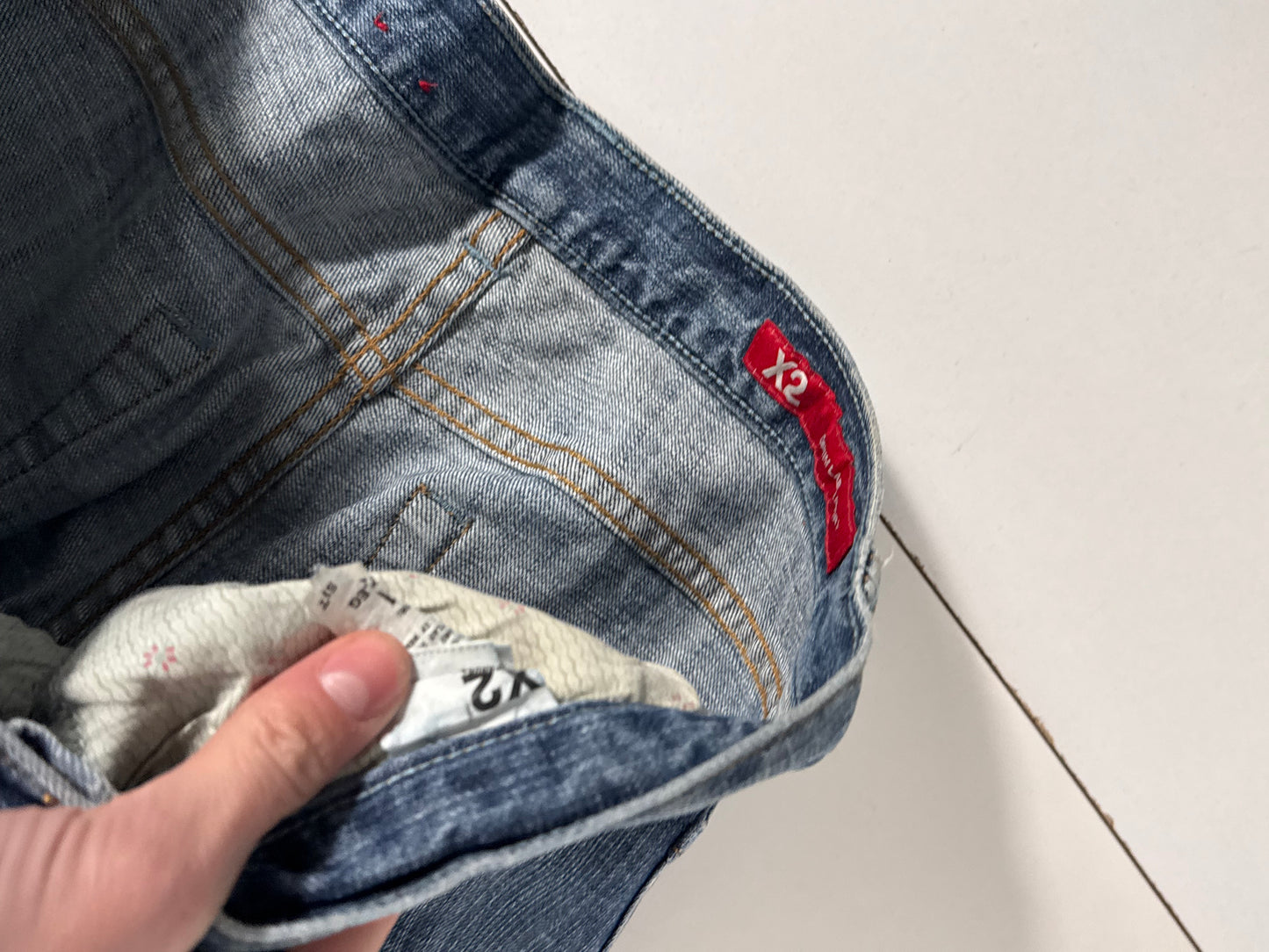 Utsvängda jeans stl: S