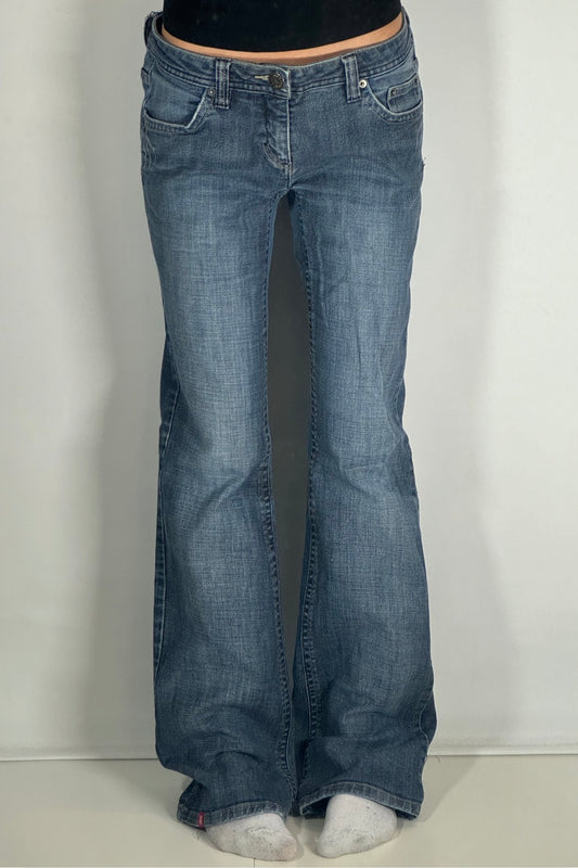 Lågmidjade jeans stl: M