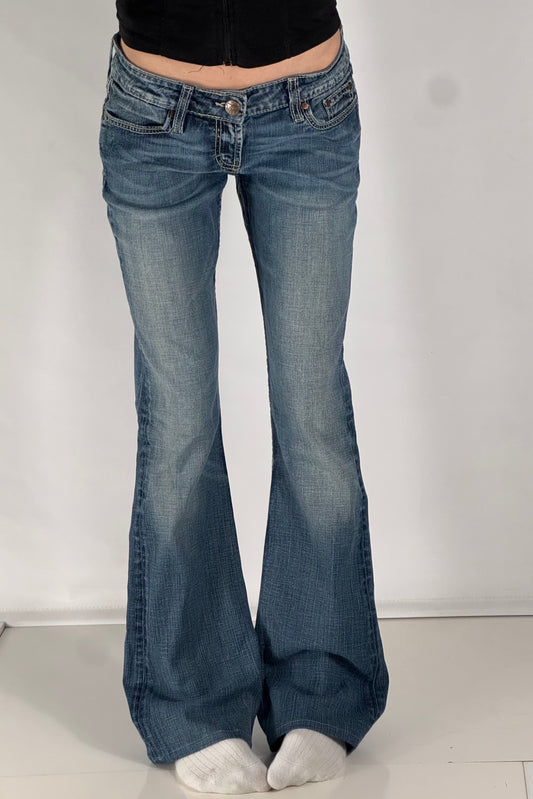 Lågmidjade jeans stl: M