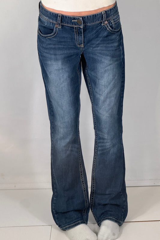 Lågmidjade jeans stl: M