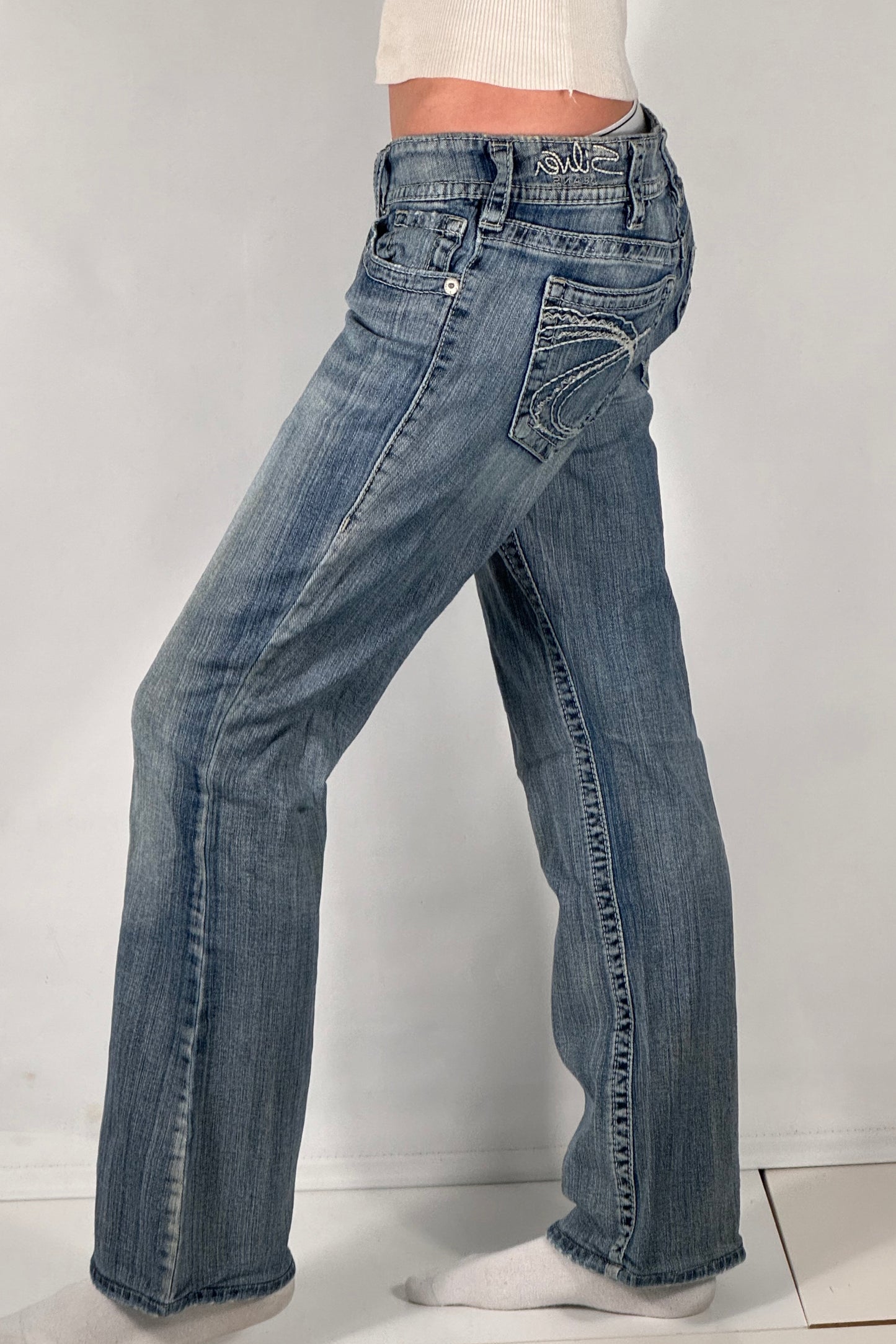 Utsvängda jeans stl: S/M