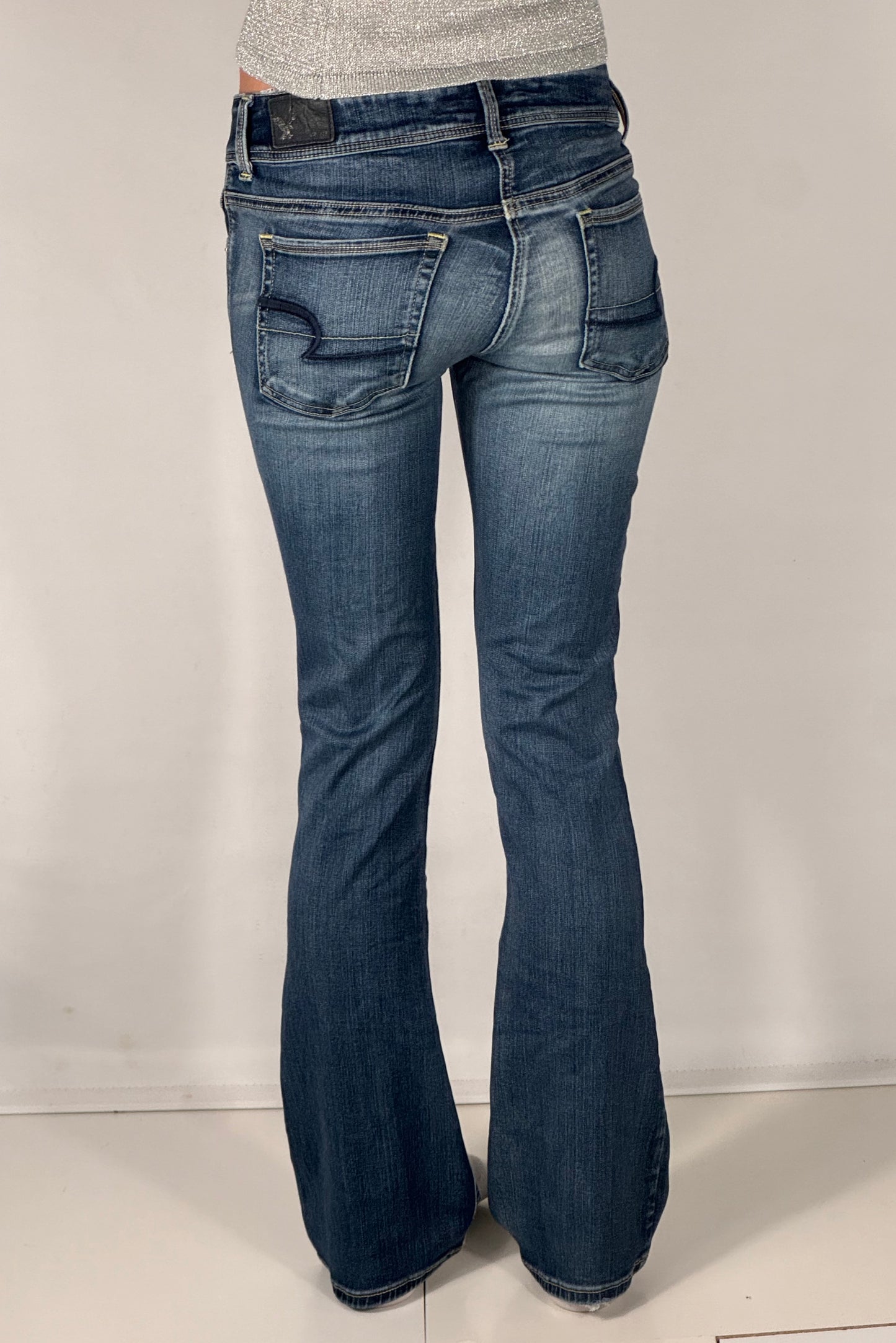 Utsvingte jeans str: XS