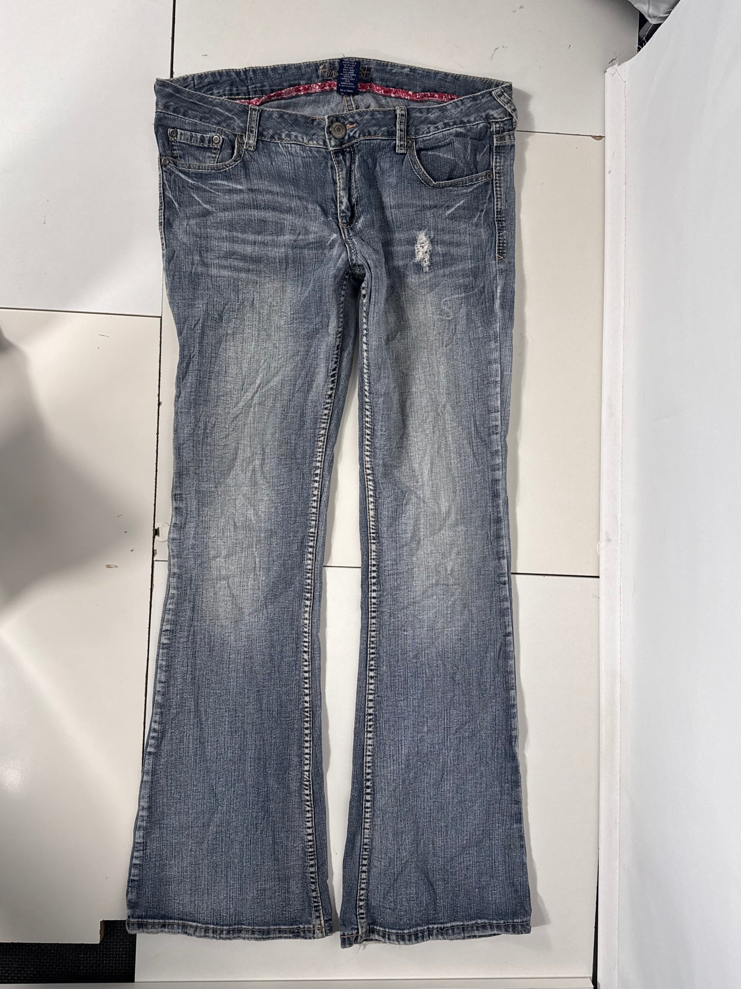 Lågmidjade jeans stl: M