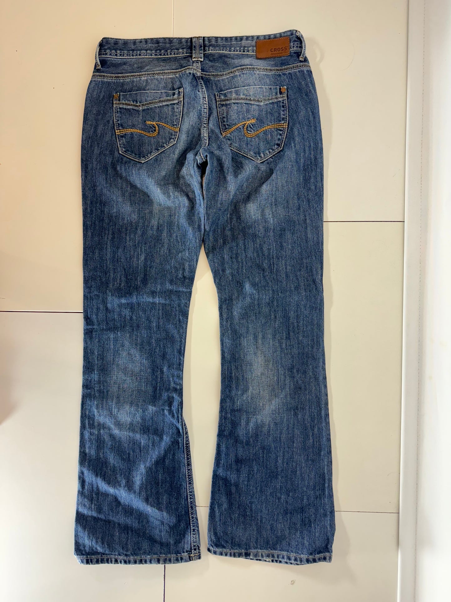 Lågmidjade jeans–stl: M