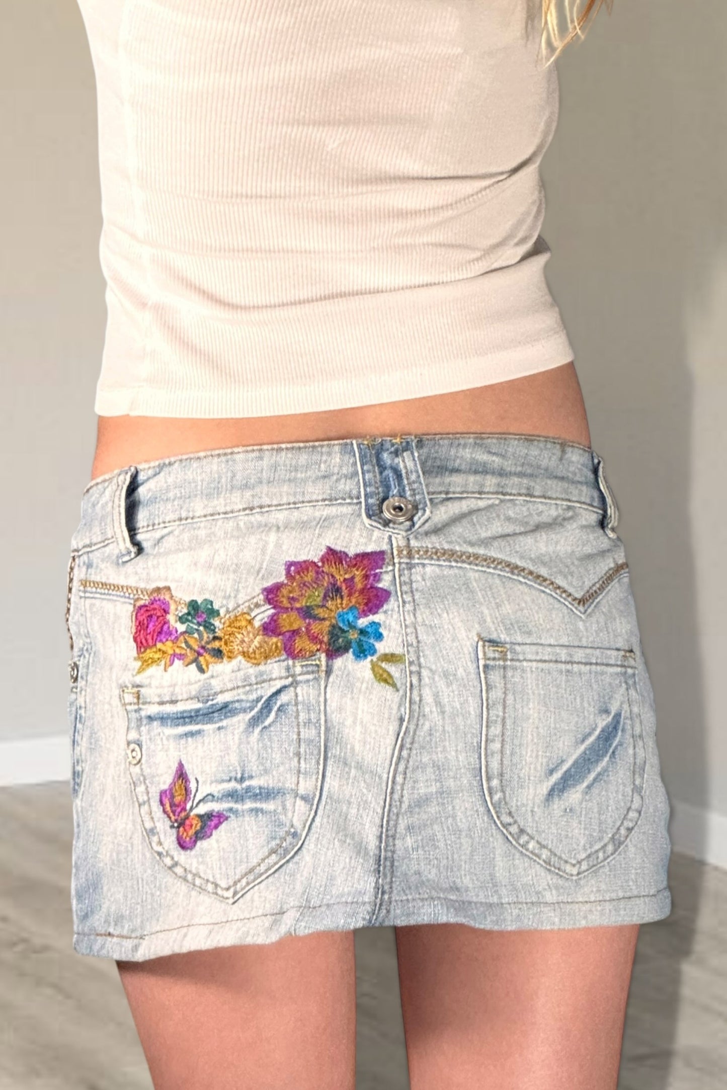 Denim skirt size: XS