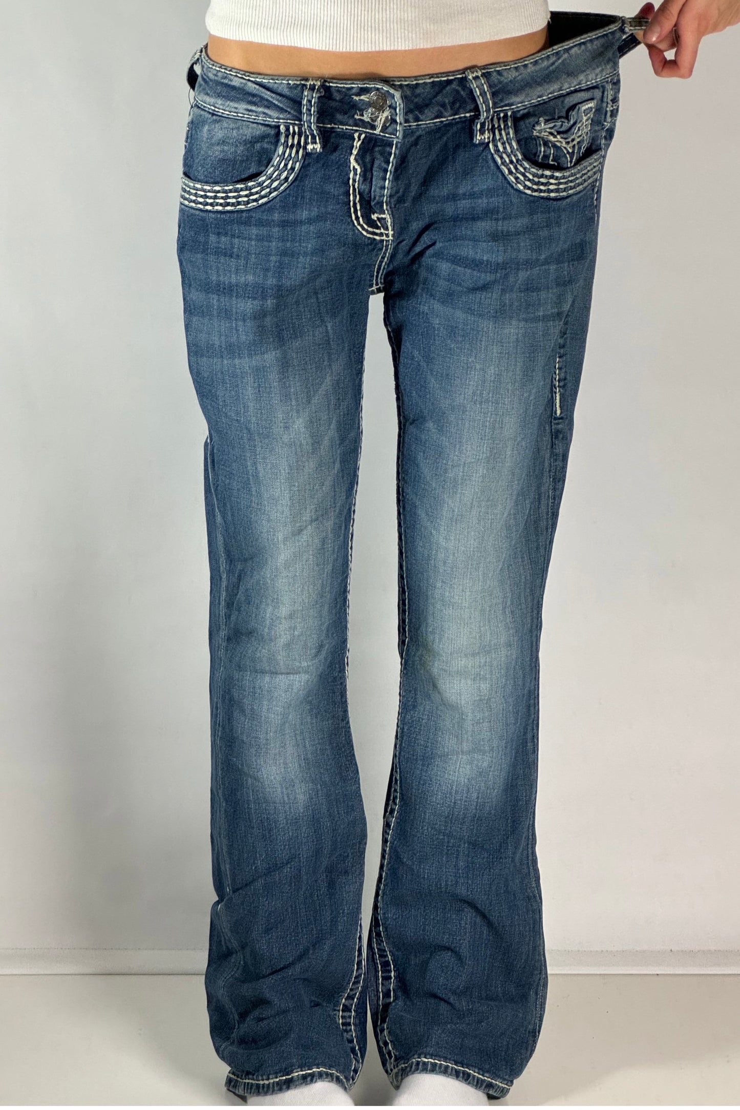 Lågmidjade jeans stl: M
