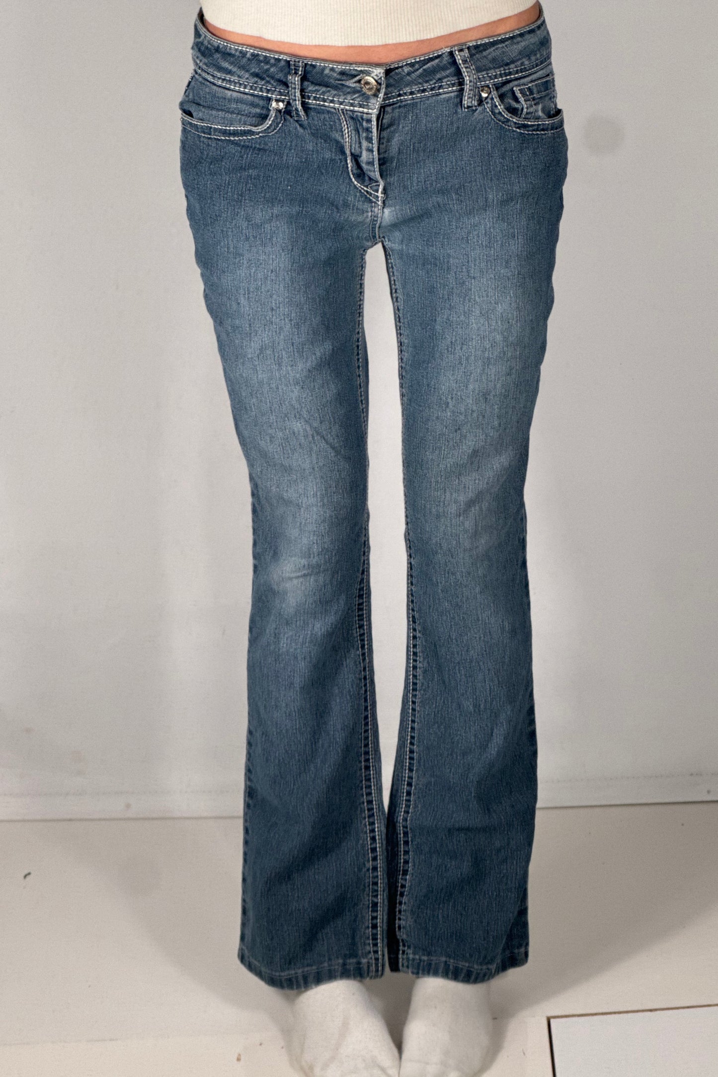 Lågmidjade jeans stl: S
