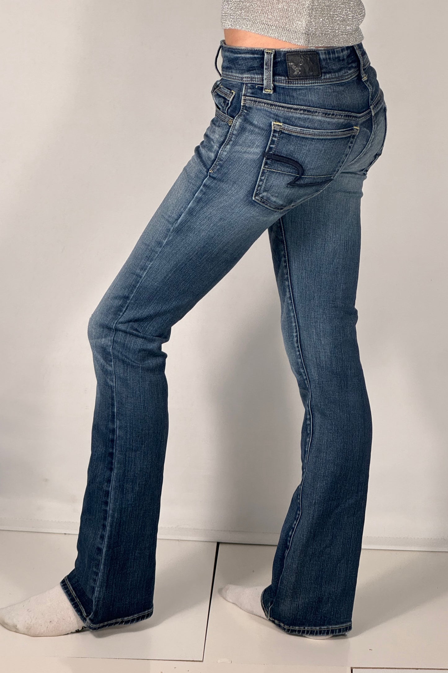 Utsvingte jeans str: XS