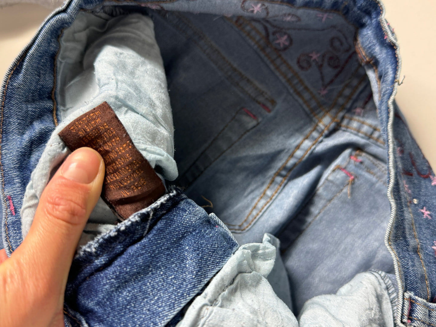 Utsvängda jeans stl: S